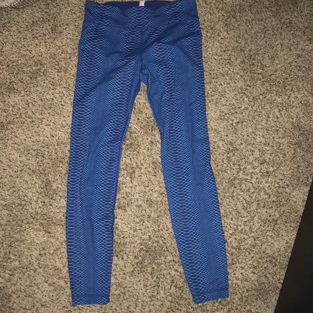 Underamour Medium low rise leggings